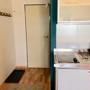 Nice Apartment , Next To University , Wifi&Free Parking Apartment